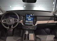 Volvo XC90 37