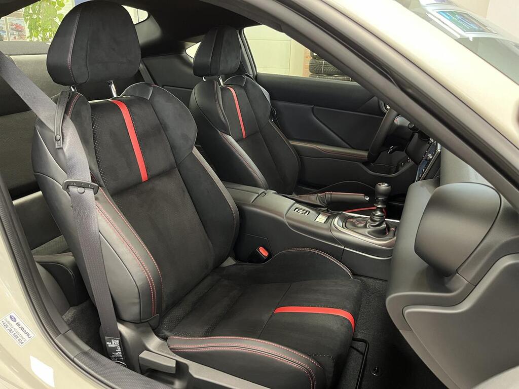 Subaru BRZ 11