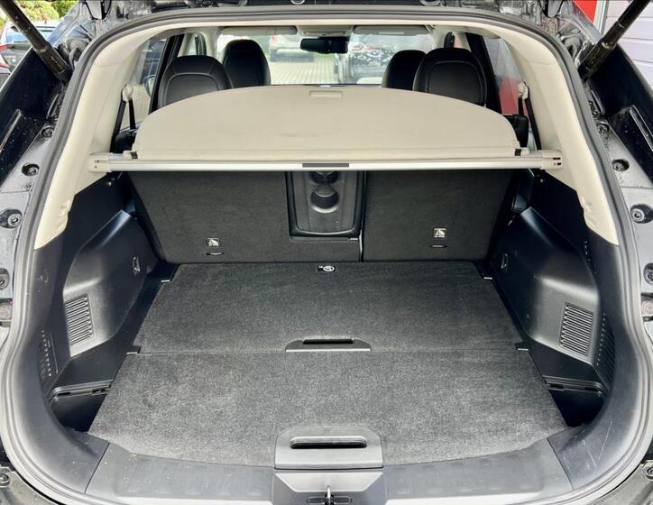 Nissan X-Trail 7