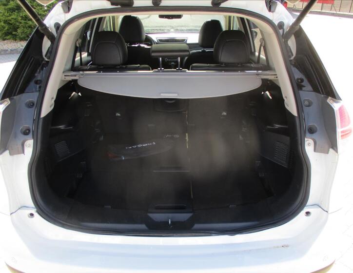 Nissan X-Trail 9