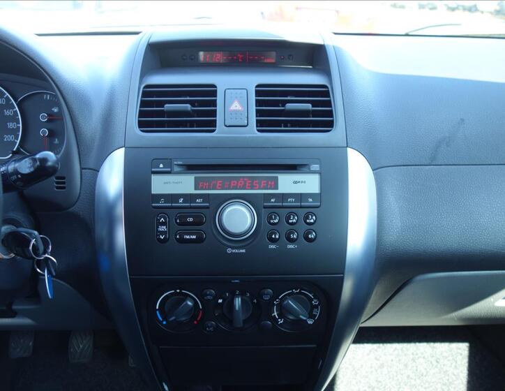 Suzuki SX4 20