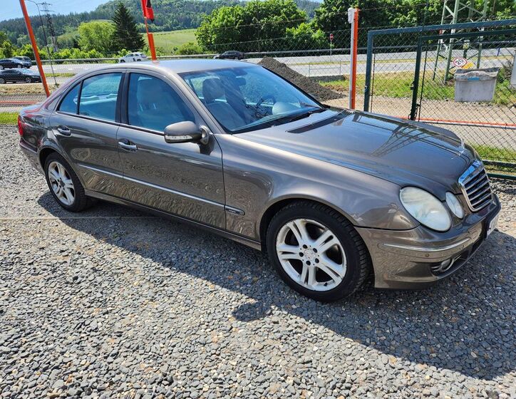 Mercedes-Benz Třídy E 1