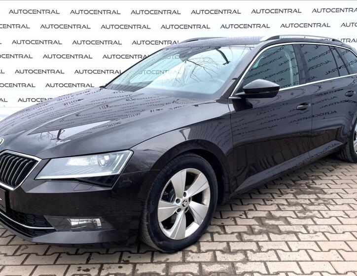 Škoda Superb 3