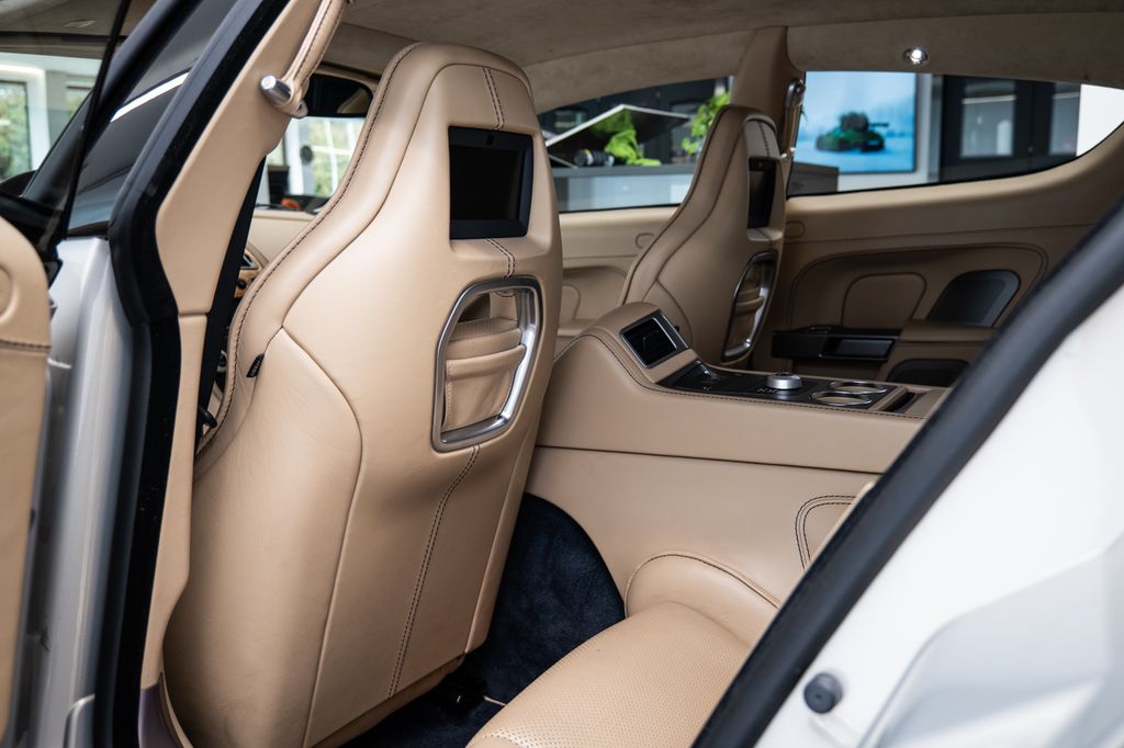 Aston Martin Rapide