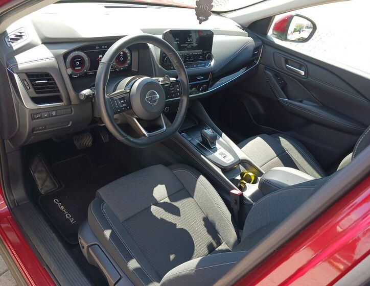 Nissan Qashqai 11