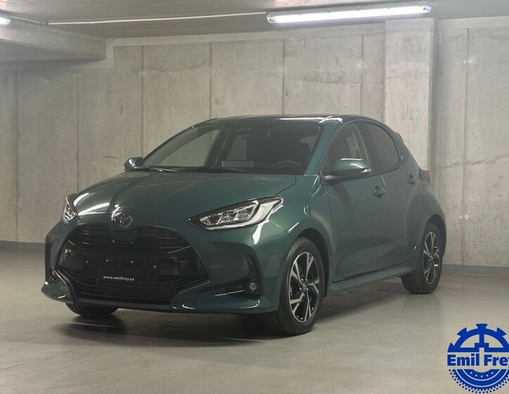 Toyota Yaris 1