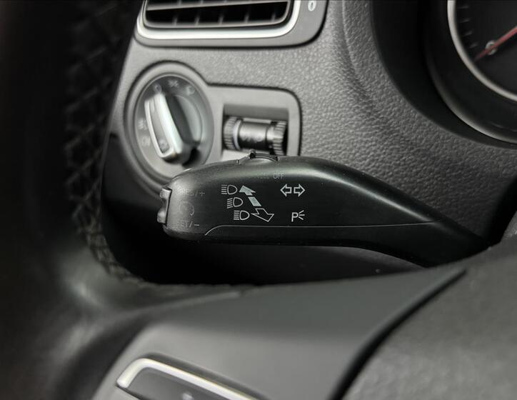 Volkswagen Polo 11