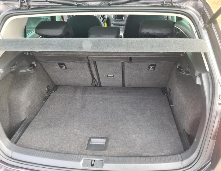 Volkswagen Golf 10