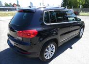 Volkswagen Tiguan 9