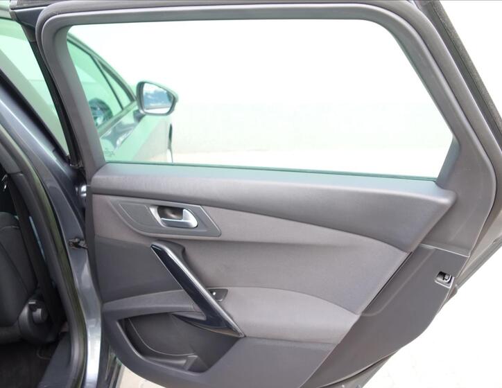 Peugeot 508 27