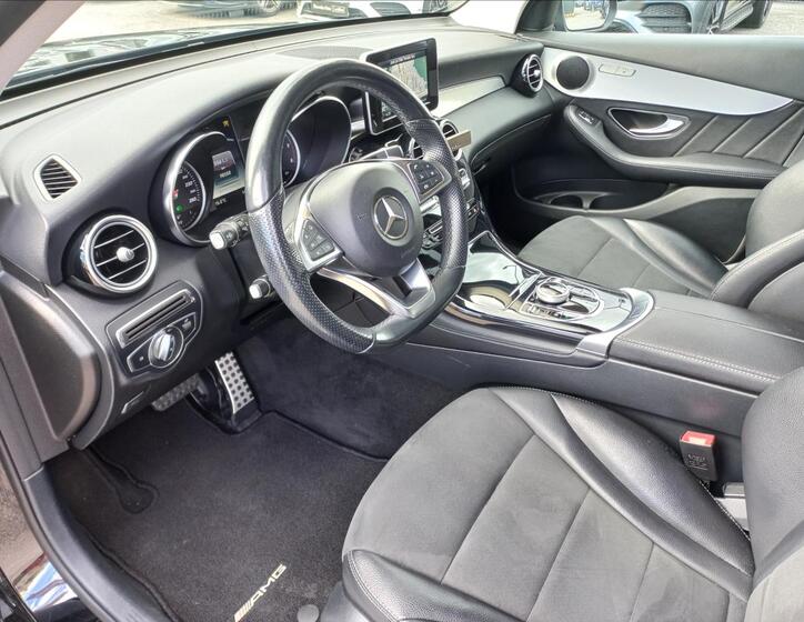 Mercedes-Benz GLC 10