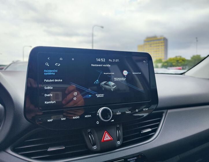 Hyundai i30 14