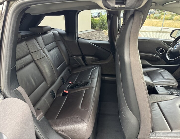 BMW i3 16