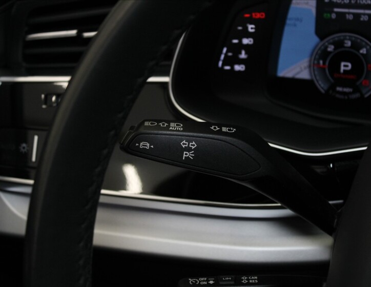 Audi Q7 23