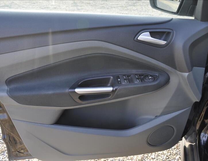 Ford C-MAX 23