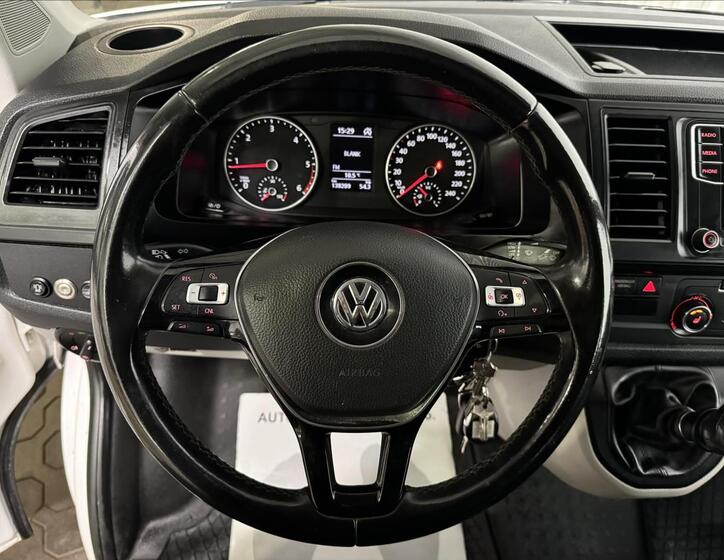 Volkswagen Transporter 17