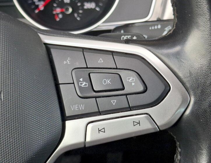 Volkswagen Passat 30