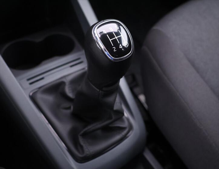 Škoda Fabia 27
