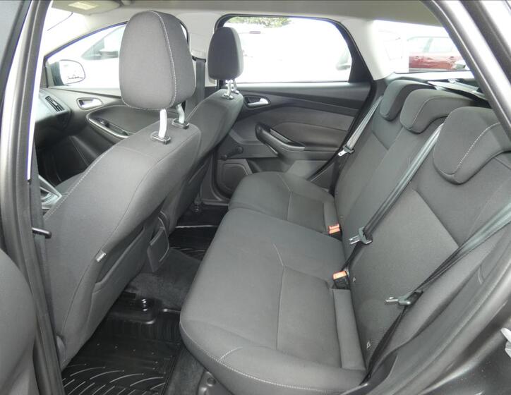 Ford Focus 9