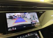 Audi Q8 32
