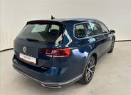 Volkswagen Passat 2