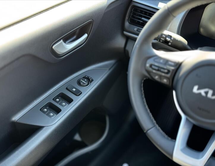 KIA Stonic 11