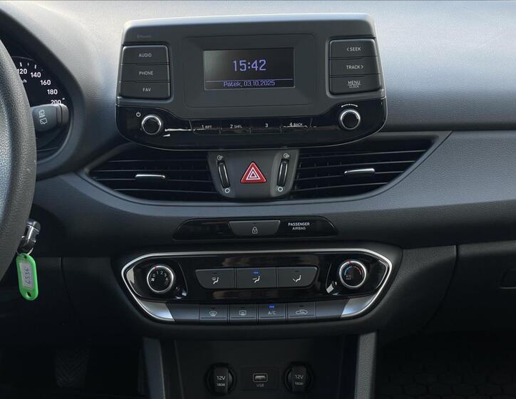 Hyundai i30 11
