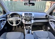 Toyota RAV4 14