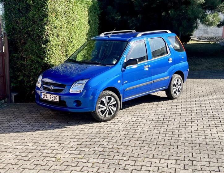 Suzuki Ignis 1