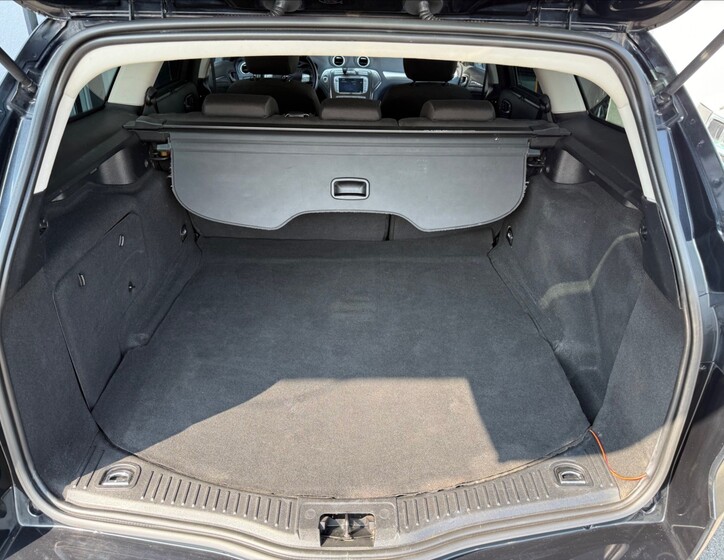 Ford Mondeo 22