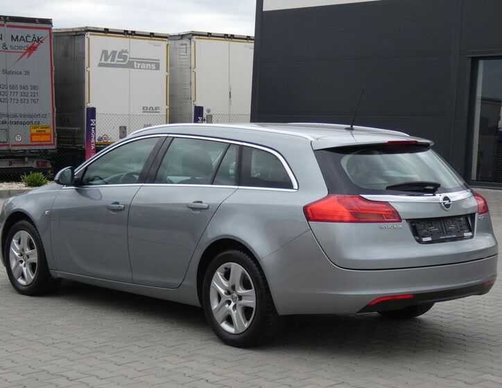 Opel Insignia 6