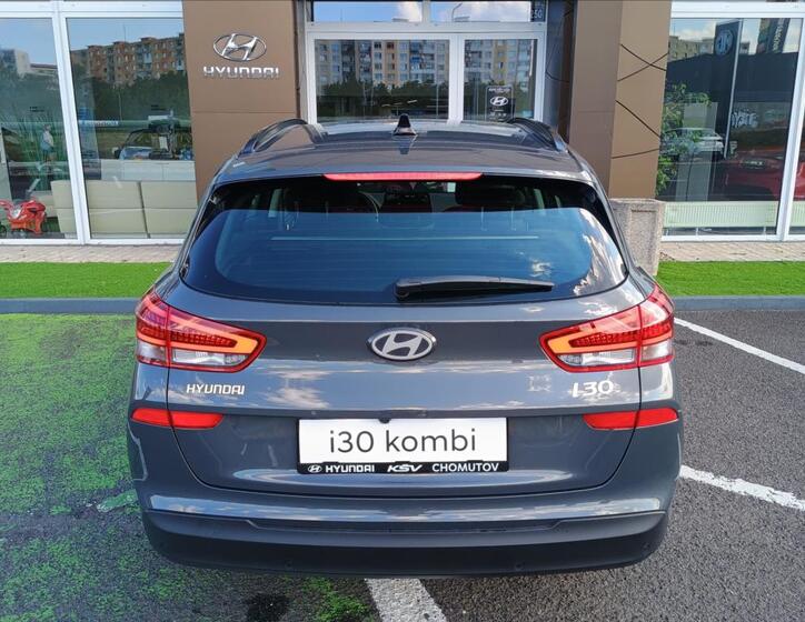 Hyundai i30 11
