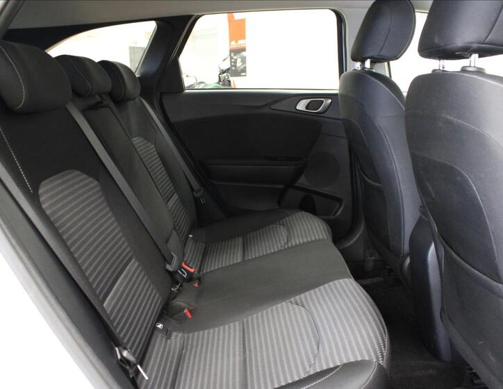 KIA Ceed 13