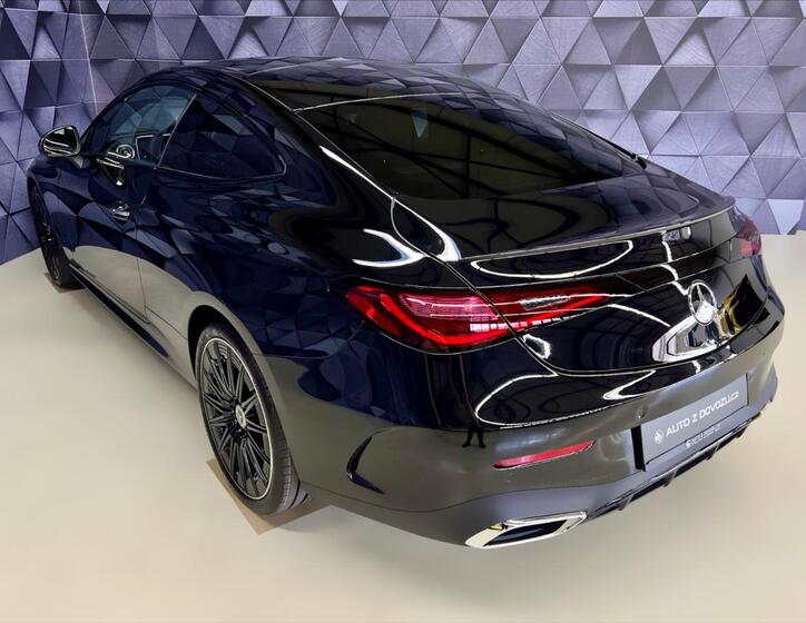 Mercedes-Benz CLE 4