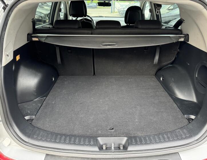 KIA Sportage 4