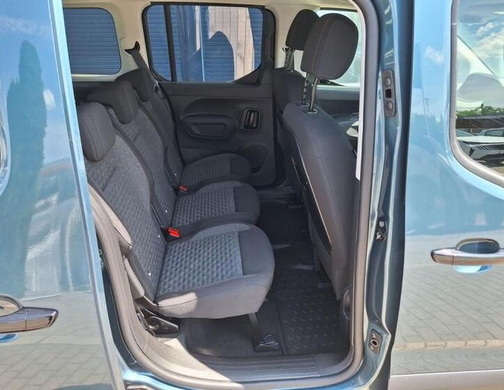 Peugeot Rifter 18