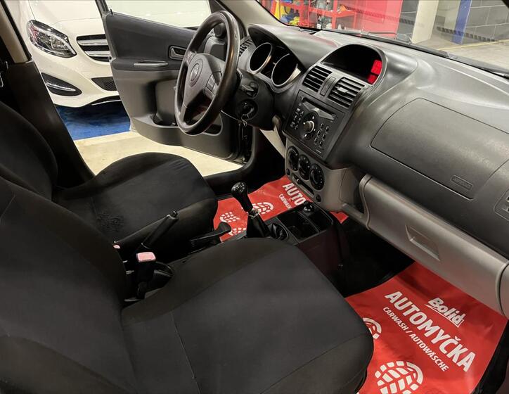 Subaru Justy 19