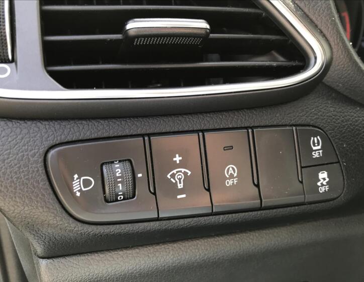 Hyundai i30 15