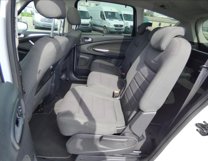 Ford S-MAX 44