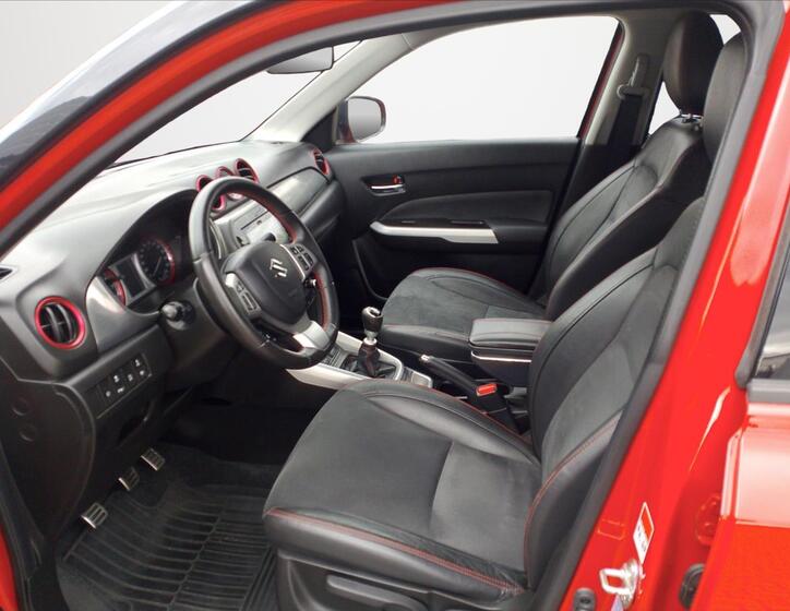 Suzuki Vitara 17