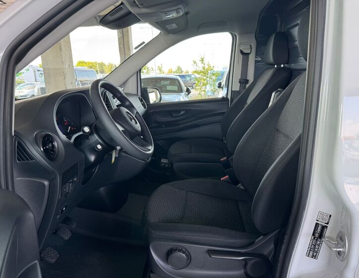 Mercedes-Benz Vito 11