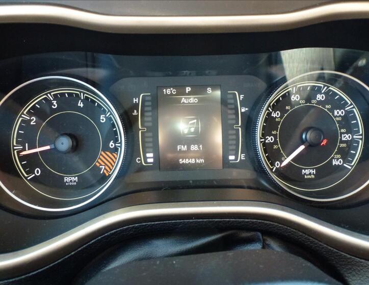 Jeep Cherokee 29