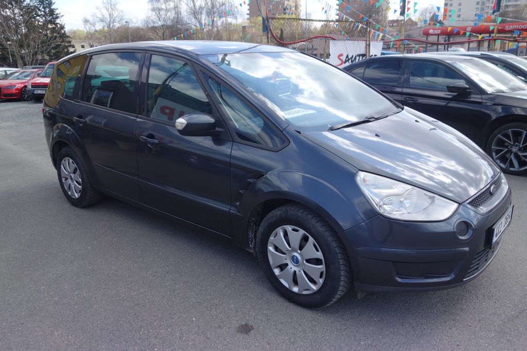 Ford S-MAX