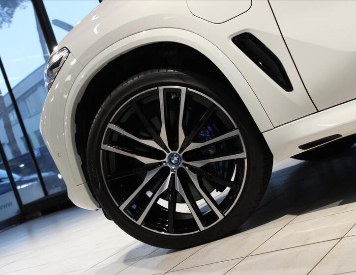 BMW X5 25