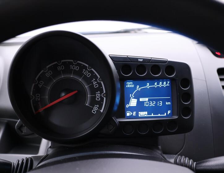 Chevrolet Spark 18