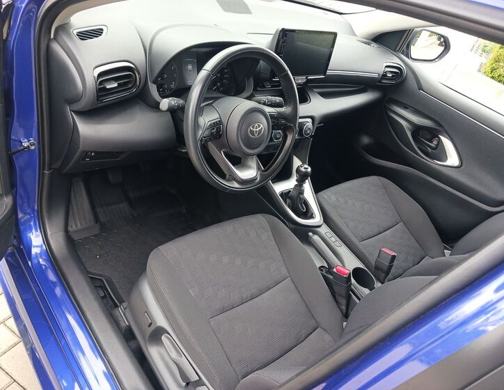 Toyota Yaris 10