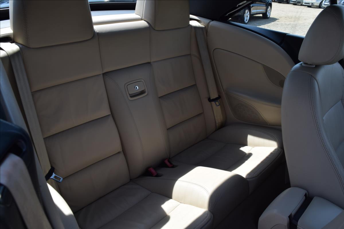 Volkswagen EOS