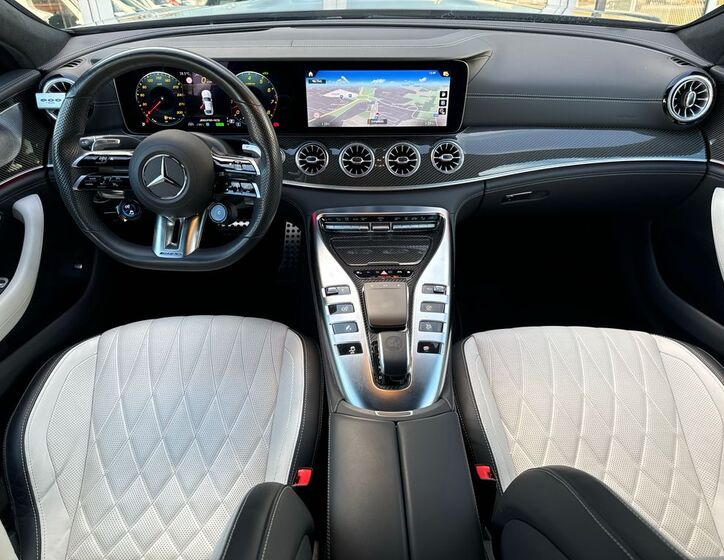 Mercedes-Benz AMG GT 11