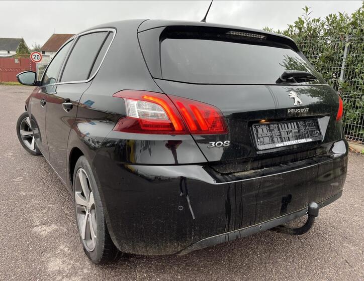 Peugeot 308 42