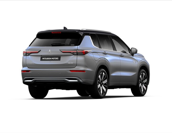 Mitsubishi Outlander 6